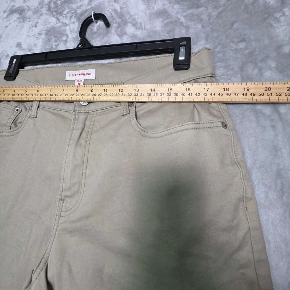 Lucky Brand 410 Athletic Straight Khaki Pants Mens 34x30 Tan Stretch Cotton